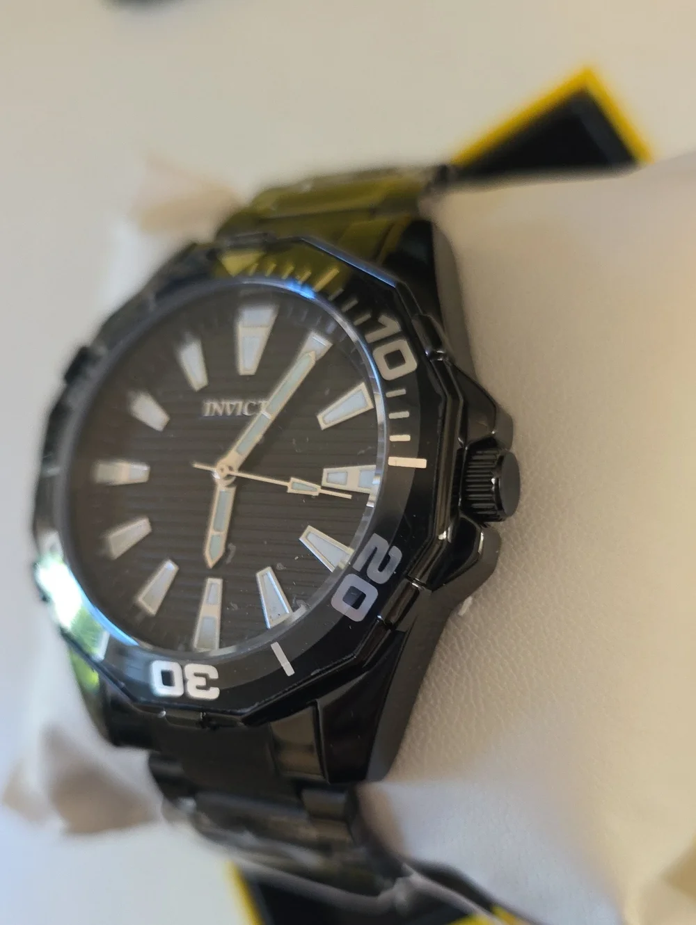 523. Invicta Pro Diver Model 79016 Men's Watch 46mm